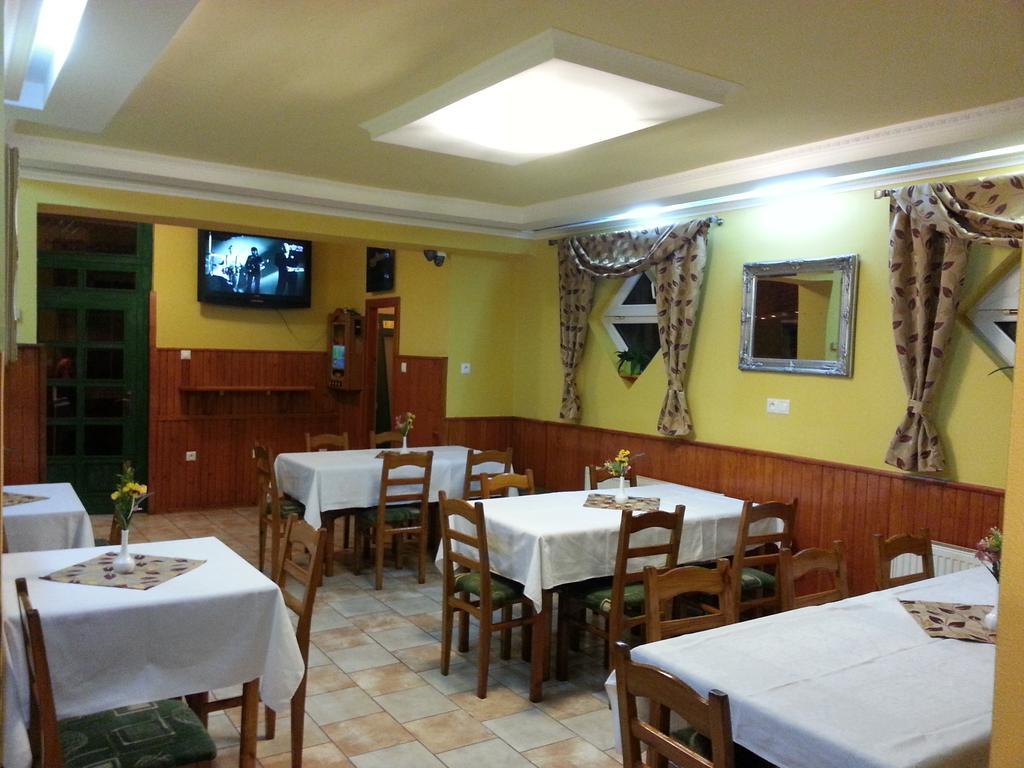 Pension Hostad Gabcikovo Luaran gambar