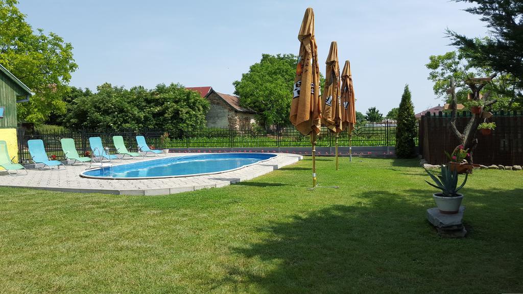 Pension Hostad Gabcikovo Luaran gambar